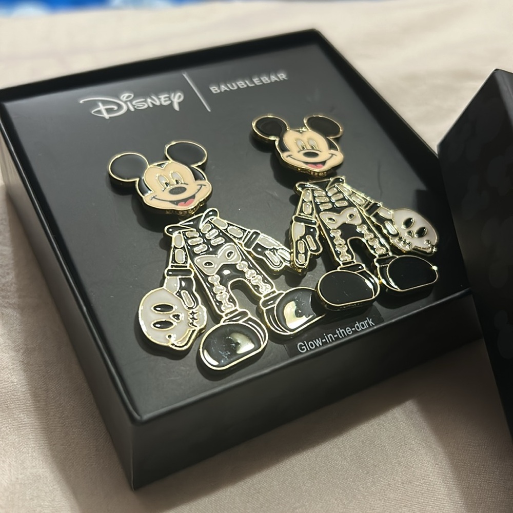 GLOW IN THE DARK DISNEY Mickey Mouse Skeleton Earrings NWT - Picture 7 of 7